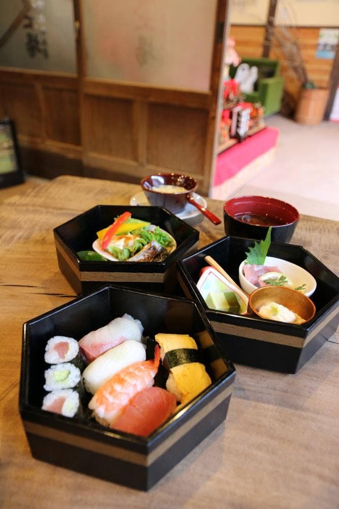 寿司幸 岩村やなぎ屋店