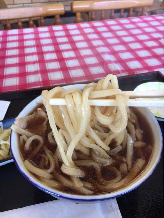 しろ椿 純手打ちうどん店 - サブ画像1