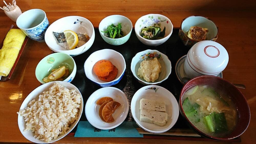 自然食 草月庵