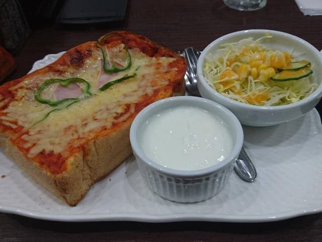 桐生珈琲 高山下岡本店 - サブ画像2