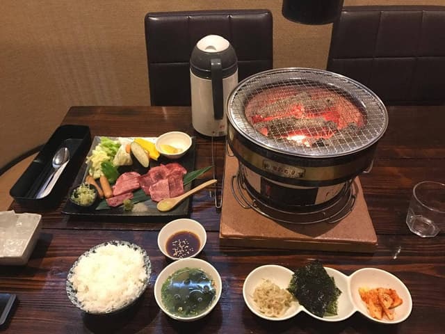 炭火焼肉工房 CHACHA - サブ画像2