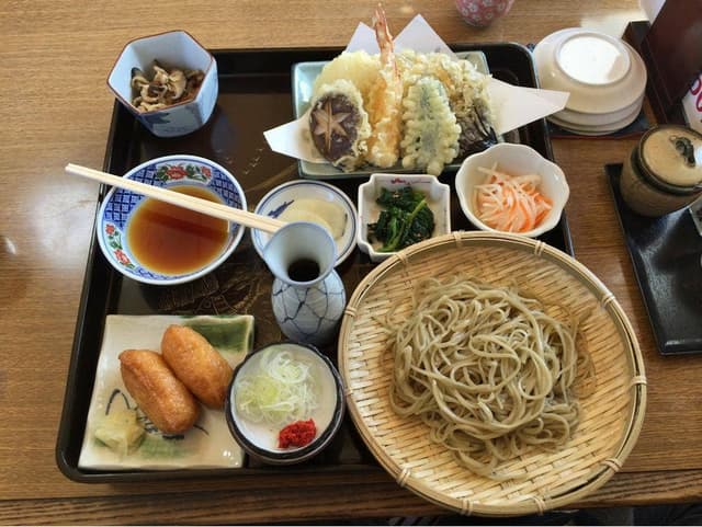 手打ちそば 極楽乃 雫石本店  - サブ画像1