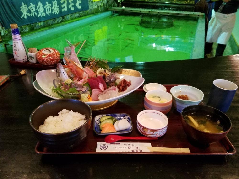 浜寿し・汐亭・雅房庵