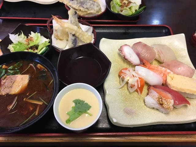 回転寿司 喜楽 高槻岡本店 - サブ画像2