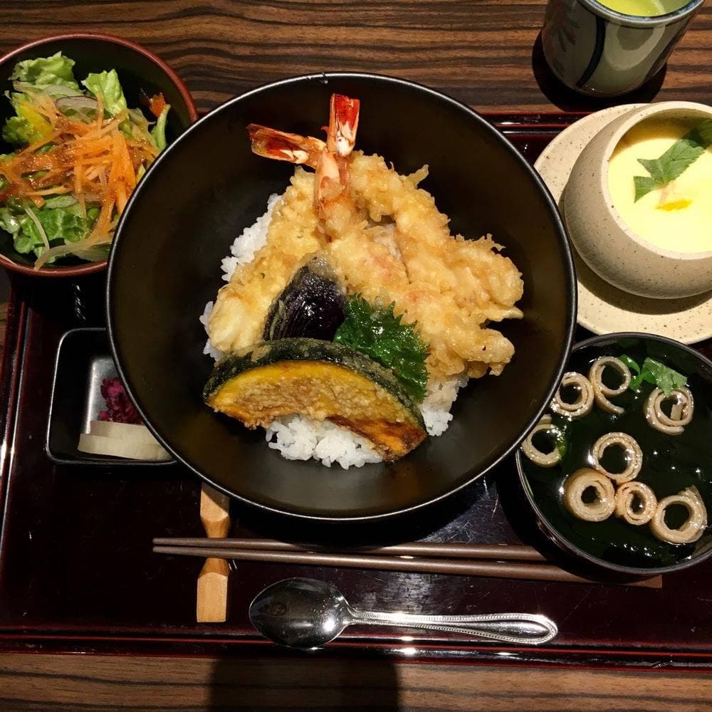 季彩 かがり