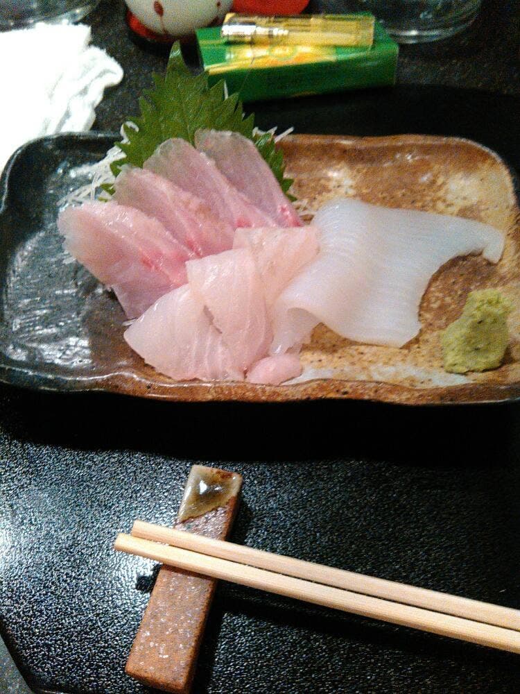 かめや