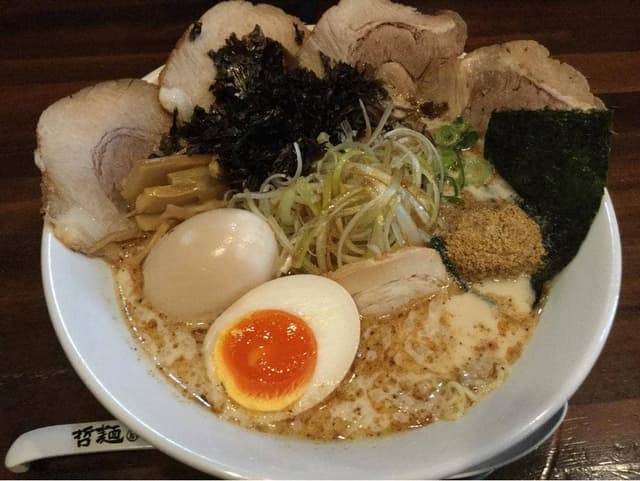 伍代目哲麺 平塚金目店 - サブ画像1
