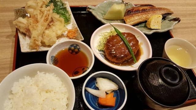 和食処 ひかり亭 - サブ画像1