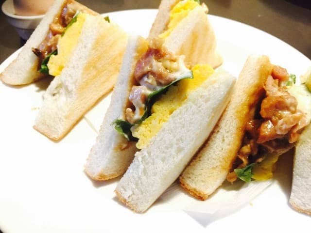 珈琲屋らんぷ 鈴鹿店 - サブ画像1