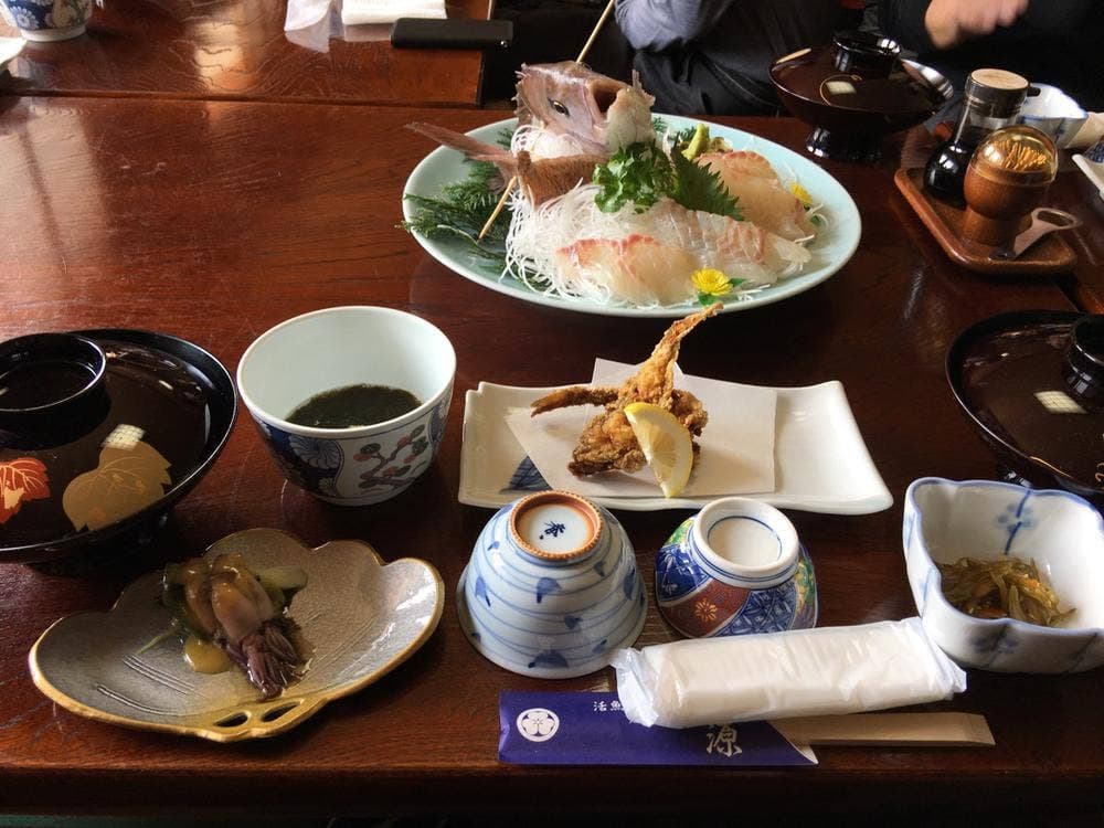 活魚貝料理お食事処 源