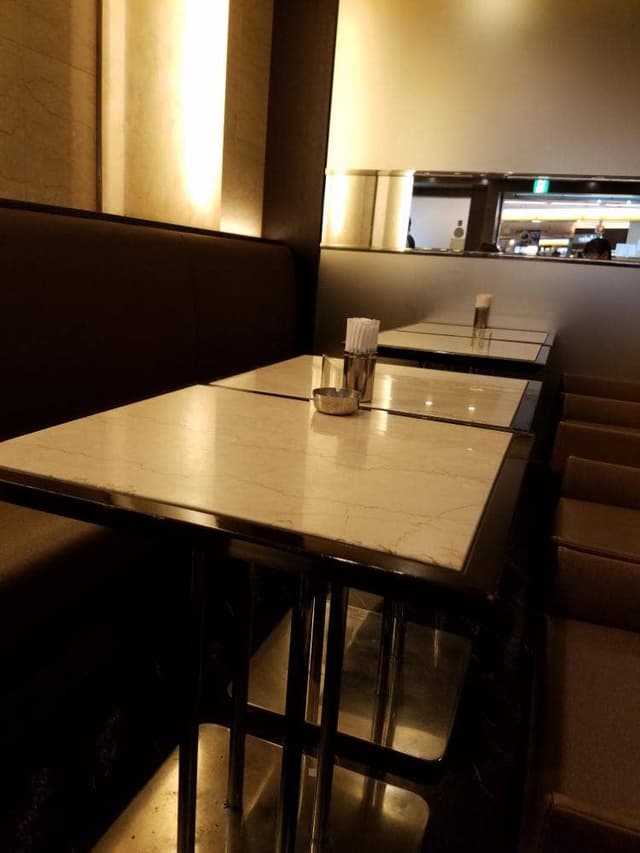 なんばウオーク カフェ英國屋 WEST 1番街南通り - サブ画像2