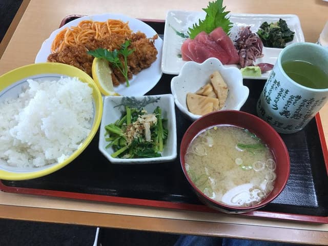 ファミリーレストラン ニューたから - サブ画像1