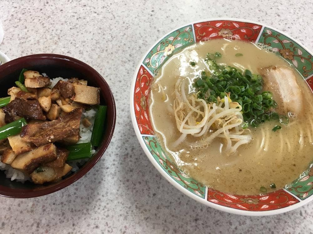 丸新ラーメン 祝吉店