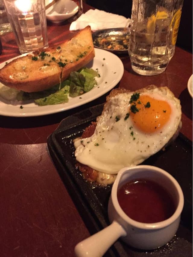 CHEF'S GRILLE 新都心2F店 - サブ画像1