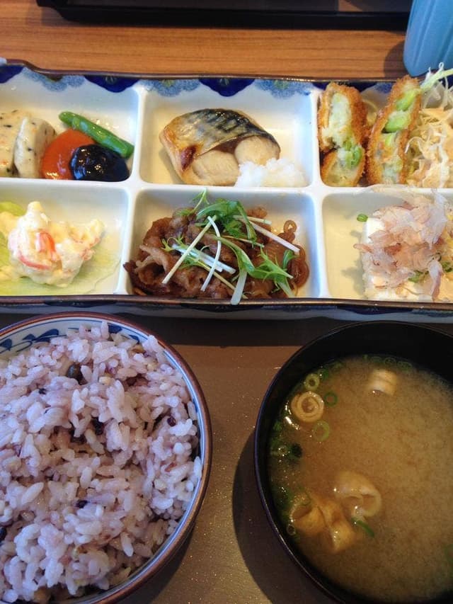 やよい軒 福井大和田店 - サブ画像2