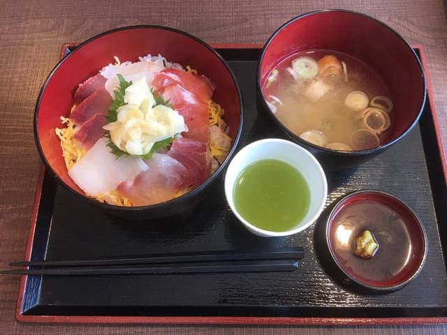ひみ番屋街 氷見海鮮市場 - サブ画像3
