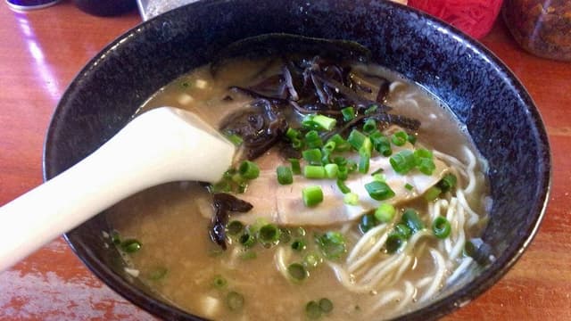 前橋とんこつ 味楽留 - サブ画像2