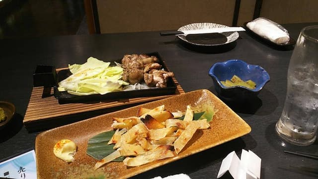 完全個室 海鮮と産地鶏の炭火網焼き うお鶏 藤枝店 - サブ画像2