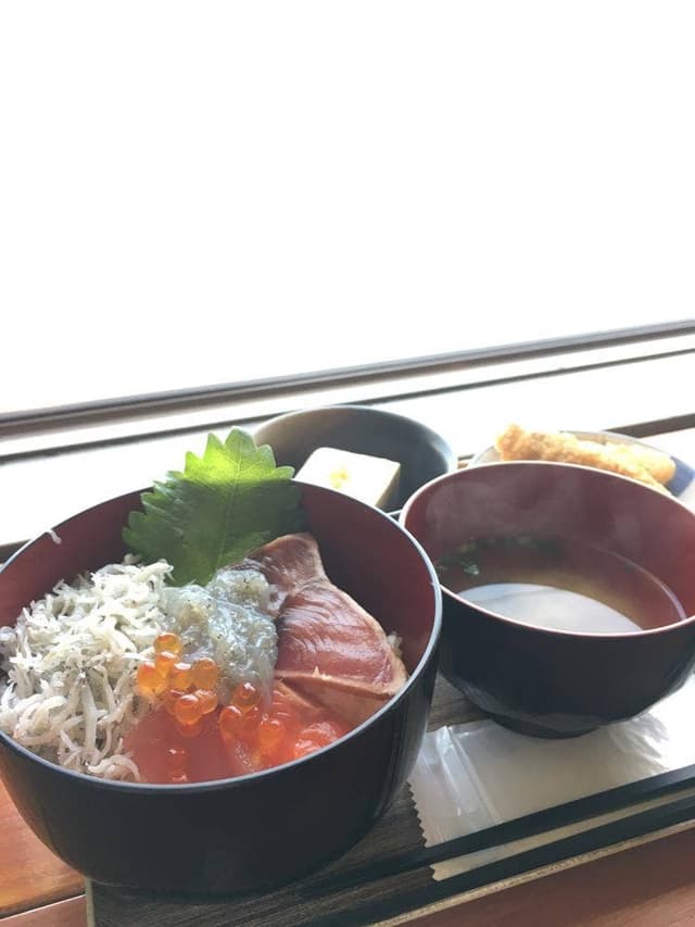 アールズハウス - サブ画像1