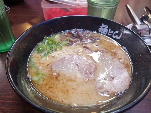 極とんラーメン 尾道駅前店 - サブ画像3