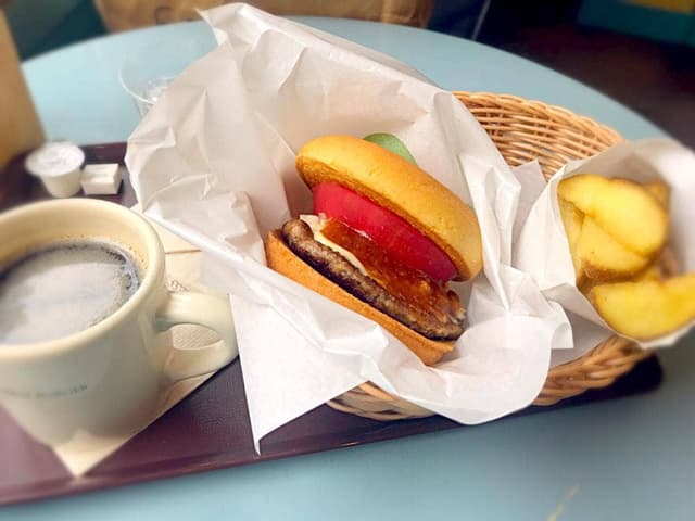 フレッシュネスバーガー 神戸元町店 - サブ画像3