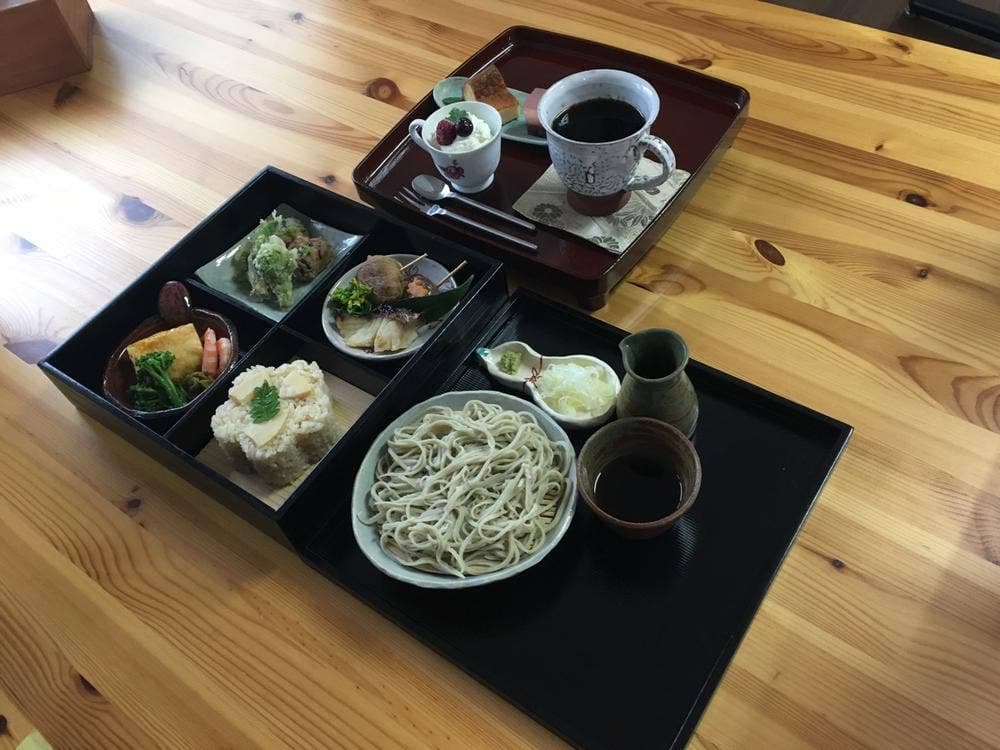 蕎麦カフェ INOJIN