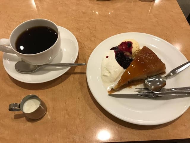 蘭館珈琲ハウス大丸梅田店 - サブ画像1