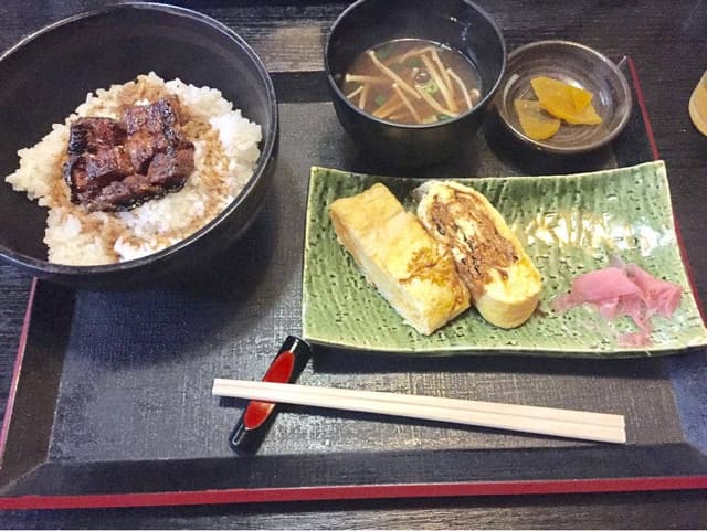 炭焼うなぎ料理 ながよし - サブ画像2