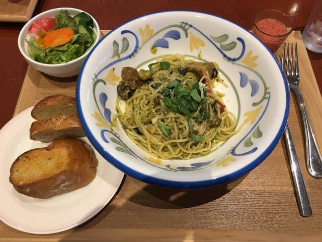 Art×Table 大分上野の森 いろのわ - サブ画像3