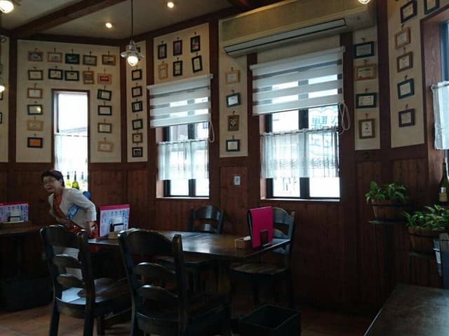 meux’s Bar - サブ画像2