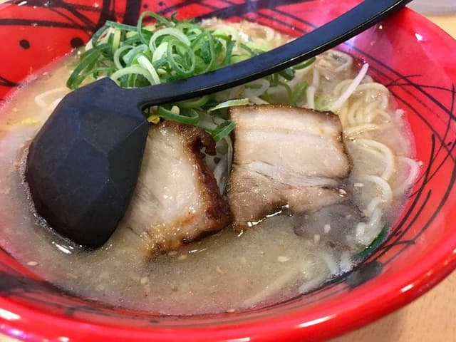 博多ラーメン げんこつ フレスポ東大阪店 - サブ画像3