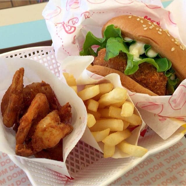 ドムドムハンバーガー マルエツ大泉学園店 - サブ画像1