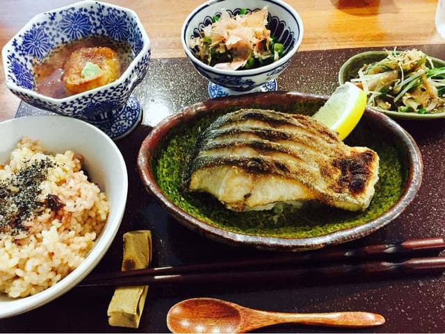 日本酒と旬菜 梅田屋 - サブ画像2