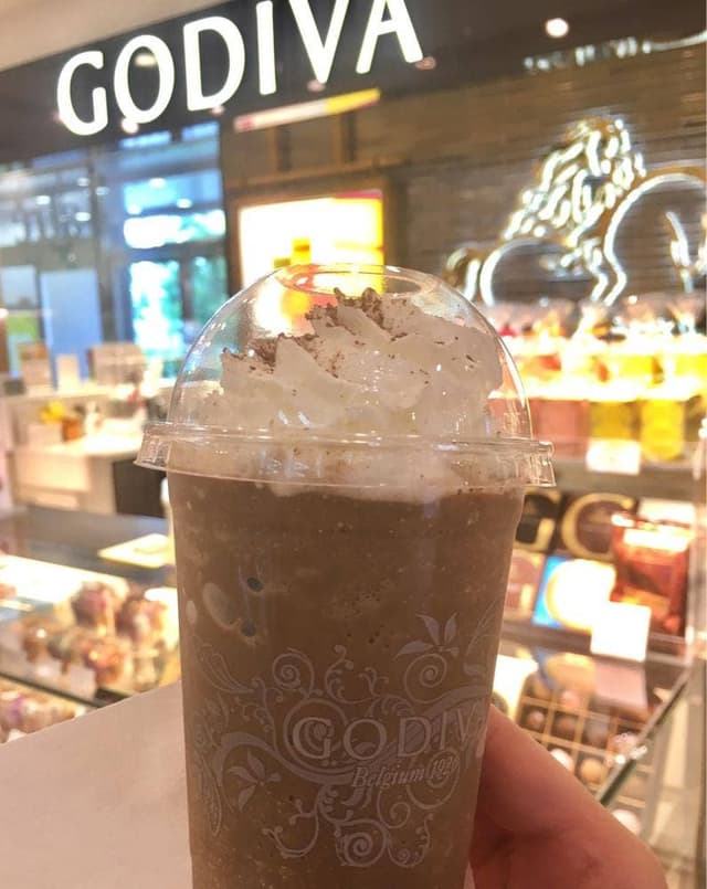 ゴディバ アトレ四谷店 - サブ画像1