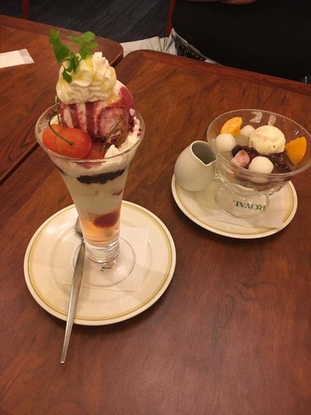 ロイヤルホスト 上大岡店 - サブ画像1