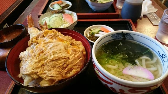 丸亀 中津万田店 - サブ画像1