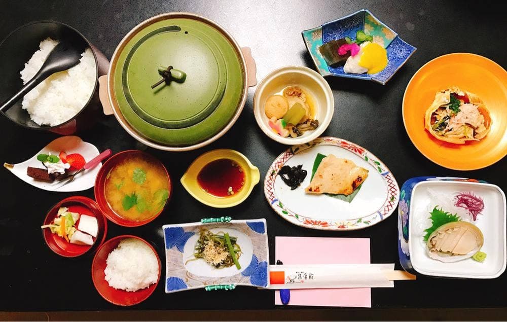 食べるお宿 末廣館