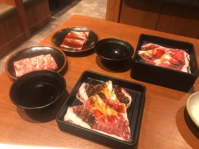 国産牛焼肉食べ放題 肉匠坂井 春日井店 - サブ画像1