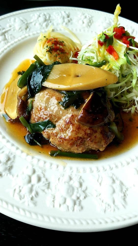 ビストロ・カフェ 赤門 - サブ画像1