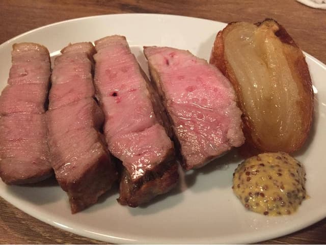 洋酒と洋食 ユトリロ - サブ画像1