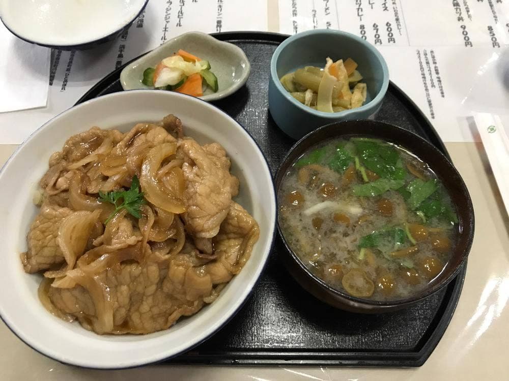 駅前食堂 いわぶち屋