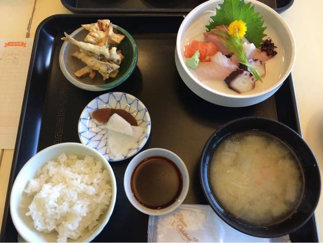 彦さん茶屋 鮮魚田丸 - サブ画像2