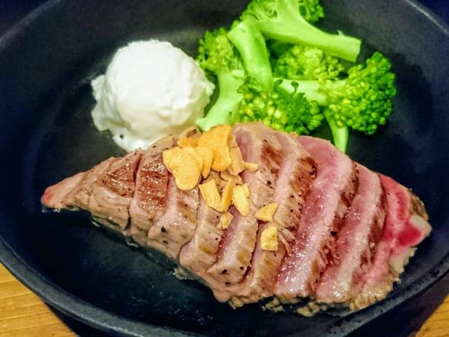 鉄板焼専門ついてる - サブ画像1