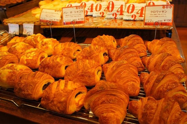 石窯パン工房 こばぱん 牛田店 - サブ画像1