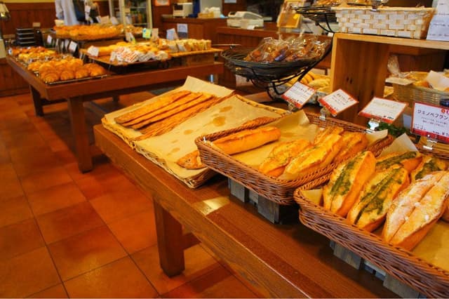 石窯パン工房 こばぱん 牛田店 - サブ画像2