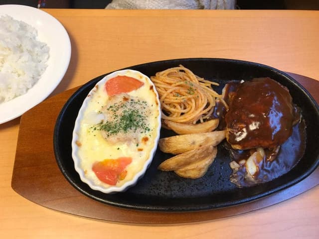 ステーキ宮 山形西店 - サブ画像1