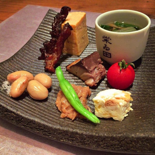 栄ゐ田 本山分店 - サブ画像1