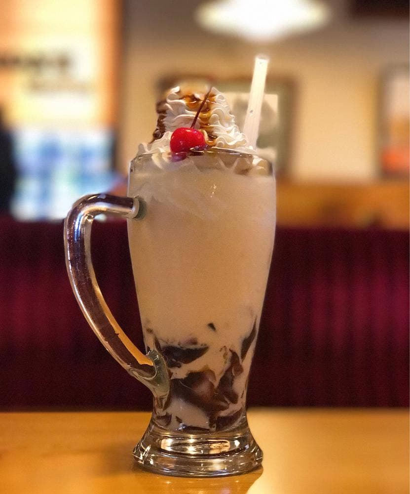 コメダ珈琲店 忠次店