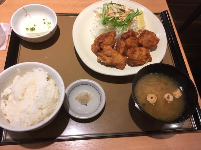 やよい軒 川崎駅西口店 - サブ画像3