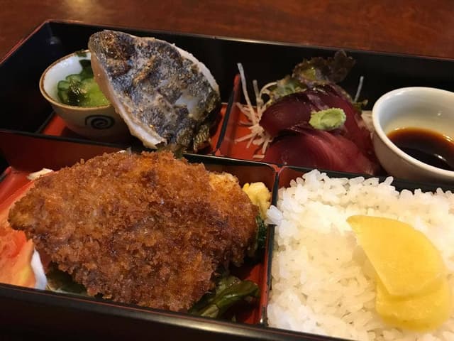 鮮魚介料理 お川 - サブ画像1